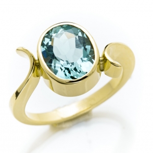 Unikatni zlatni prsten 