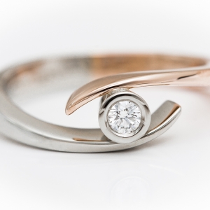 Vereničko prstenje od kombinacije belog i roze zlata