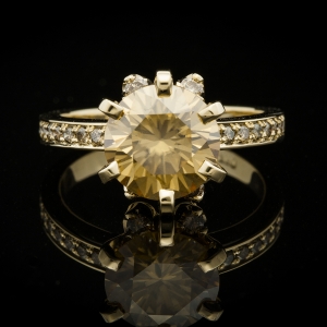 Prsten od 18K žutog zlata