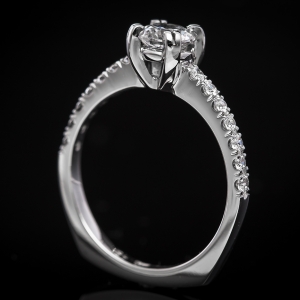 Moderan verenički prsten sa brilijantima