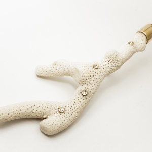 Koral privezak sa brilijantima