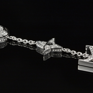 Luxuzna narukvica od belog zlata sa brilijantima